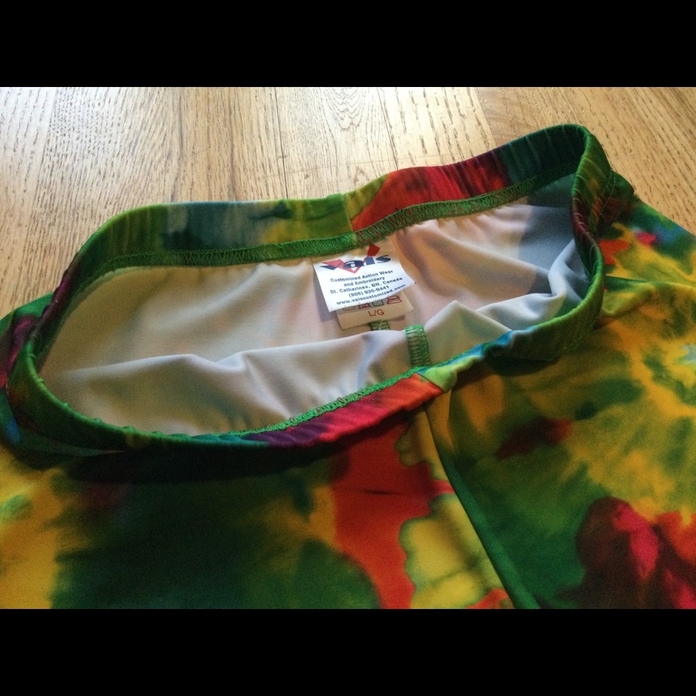 🌟3xHP!🌟 LIKE NEW Tie Dye Biker Shorts - Picture 2 of 6